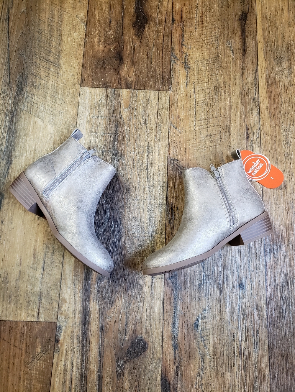 Girls Sz 1 Wonder Nation Metallic Silver Chelsea Side Zip Boots